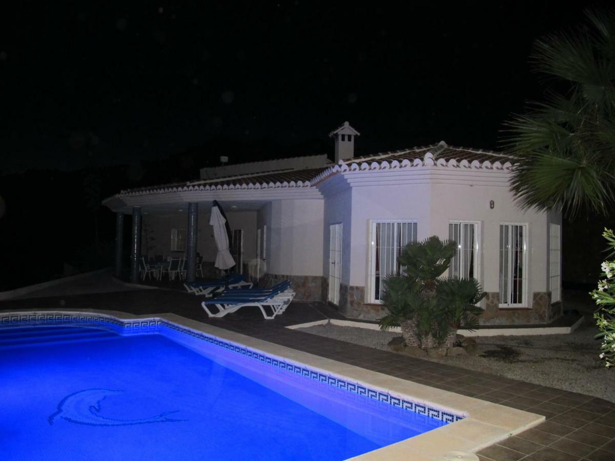 Villa Camakini With Heated Pool And Sea View Arenas  Eksteriør bilde